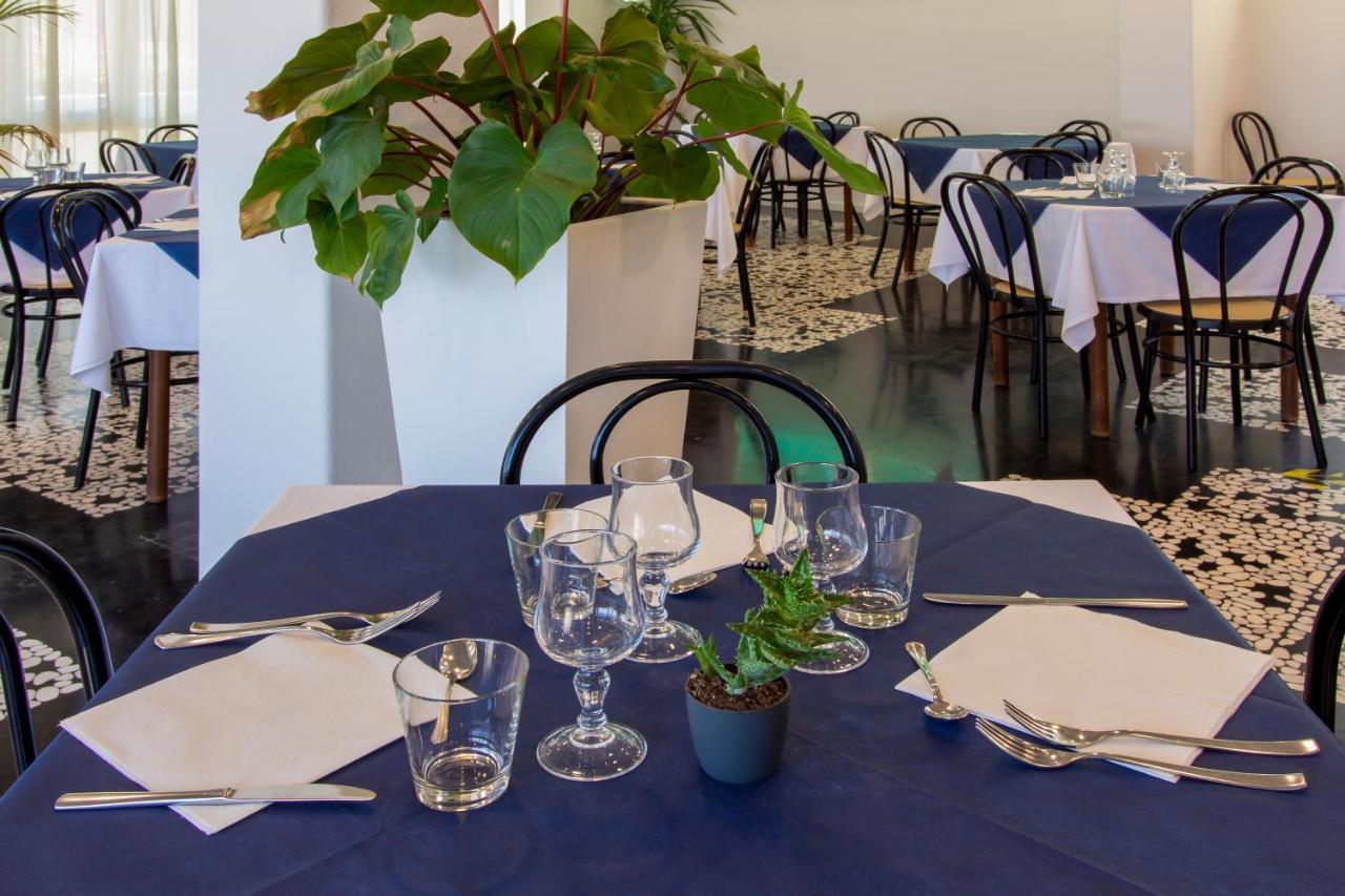 פסארו Hotel President'S מראה חיצוני תמונה