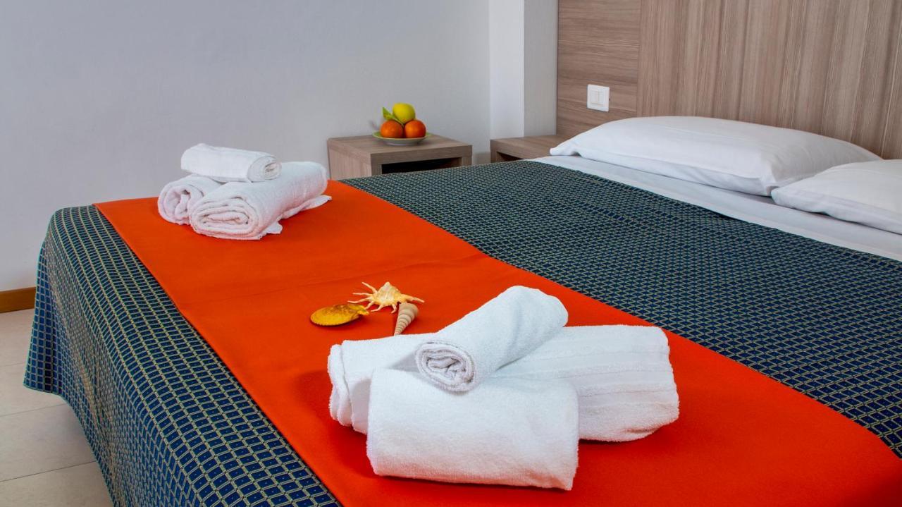 פסארו Hotel President'S מראה חיצוני תמונה