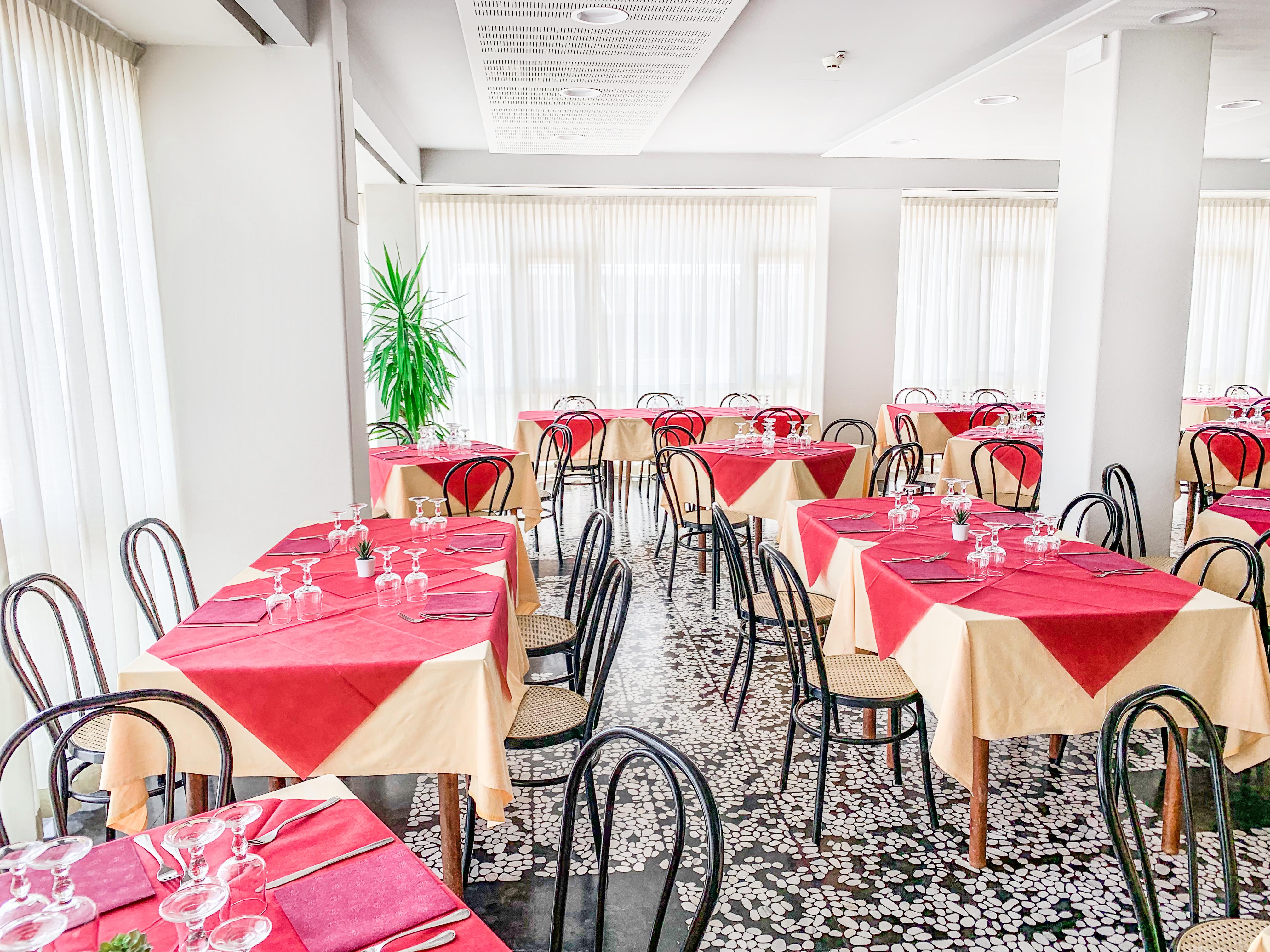 פסארו Hotel President'S מראה חיצוני תמונה